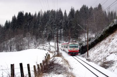 4090.002
Zum vorletzten Mal an diesem Tag fuhr uns 4090.002 vor die Linse, hier nach Verlassen des Bahnhofes Annaberg.
Schlüsselwörter: Mariazellerbahn , 4090 , Annaberg