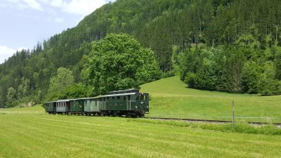 Wir haben in Göstling gestürzt und sind wieder am Weg in Richtung Lunz am See 
Schlüsselwörter: 2093 , 01