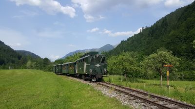 Nicht mehr weit und der Fotozug erreicht den Bahnhof von Göstling a. d. Ybbs
Schlüsselwörter: 2093 , 01