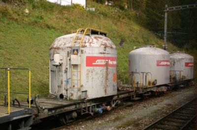 Drei Mohrenköpfe - Bauart Uce - im Bahnhof Arosa
Schlüsselwörter: mohrenköpfe , uce , 