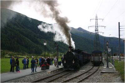 Unser Zug steht mit der HG 3/4 - 1 "Furkahorn" abfahrbereit im Bahnhof Oberwald
Schlüsselwörter: HG , 3/4 , 1 , furkahorn