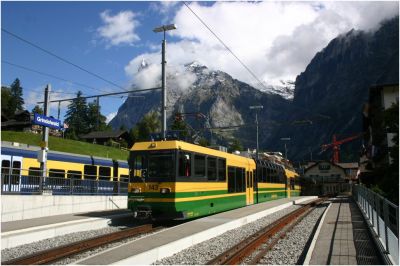 Bhe 4/8 - 143 im Bahnhof Grindelwald
Schlüsselwörter: Bhe , 4/8 , 143