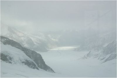 Aussicht aus der Station Eismeer der Jungfraubahn
