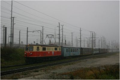 Zuführung des Zuges zum Hauptbahnhof geschoben
Schlüsselwörter: 1099 , 16