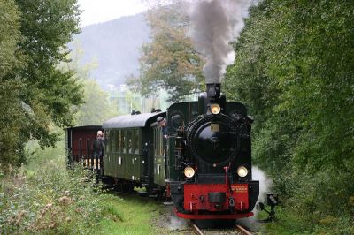 Unser Fotosonderzug bei der Ausfahrt aus Köbbinghauer-Hammer.
Schlüsselwörter: MME , Sauerland , Bieberlies