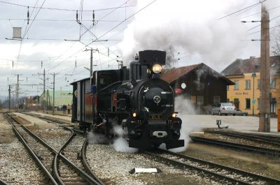 Mh.6 bei der Ausfahrt aus dem Bahnhof Ober Grafendorf.
Schlüsselwörter: Mh.6 , Mh 6