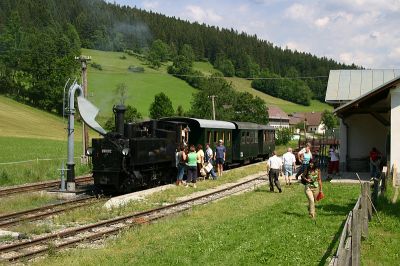 298.102 im Bahnhof Pfaffenschlag.
Schlüsselwörter: 298 , 102 , U