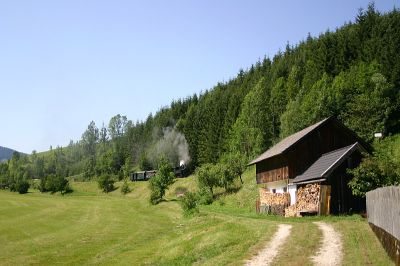 Unser Zug kurz vor Lunz am See.
Schlüsselwörter: Uv.1 , Uv 1