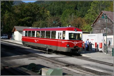 Triebwagen 21, ehem. 5099.01, hat uns von der Schafbergspitze nach St.Wolfgang gebracht.
Schlüsselwörter: 21 , 5099 , 01