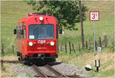 5090.003 mit den ersten Schülern aus Mittersill in Stuhlfelden.
Schlüsselwörter: öbb , 5090 , 003