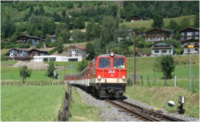 SLB VS 73 bei der Einfahrt in den Bahnhof Stuhlfelden.
Schlüsselwörter: slb , vs , 73 , stuhlfelden