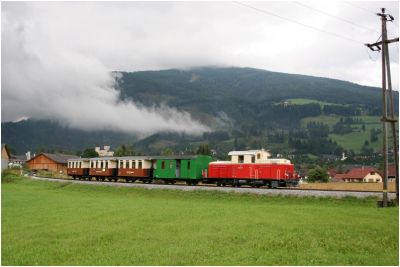 2091.03 verlässt soeben den Bahnhof Mauterndorf.
Schlüsselwörter: 2091 , 03 , Club 760