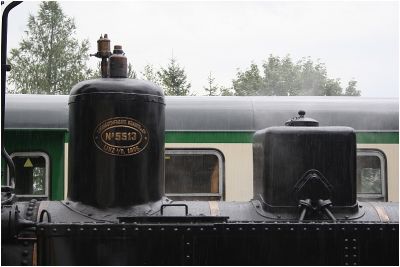 Die S12 genießt in Mauterndorf die angenehme "Dusche von oben", die Fotografen sidn da schon weniger begeistert.
Schlüsselwörter: S12 , SKGLB , Club 760