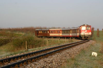 2095.015
2095.015 bespannt heute als R 6850 den Schülerzug Richtung St.Pölten. In Kürze wird er in Ober-Grafendorf einfahren.
Schlüsselwörter: 2095 , Krumpe , Ober-Grafendorf