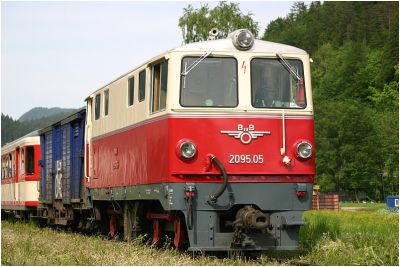 Narzissenfest 2009

2095.05 in Lunz am See
Schlüsselwörter: 2095 , 05