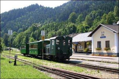 2190.01 mit Sonderzug im Bahnhof Lunz am See, abgestellt bis zur abendlichen Rückfahrt
Schlüsselwörter: 2190 , 01