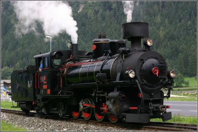 Umsetzen in Mayrhofen
Schlüsselwörter: Zillertal , Bahn , 83 , Club 760 , 83 076 , 076