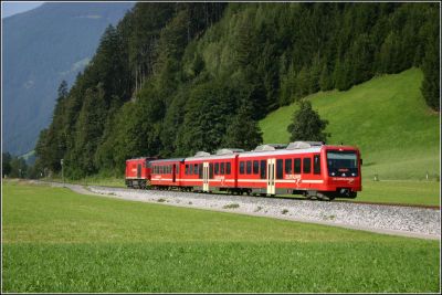 Schlüsselwörter: Zillertal , Bahn , VT , Niederflur , Triebwagen , Steuerwagen , D , Gmeinder