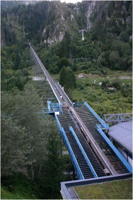 Schlüsselwörter: Kaprun , Kitzsteinhorn , Gletscher , Standseil , Bahn