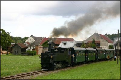 Abfahrt und Ausfahrt für 298.102 aus der Hst. Sommerhubermühle
Schlüsselwörter: 298 , 102 , Sierning