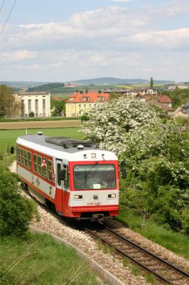 5090 014-1
5090 014-1 am Weg nach Mank.

Schlüsselwörter: Krumpe , 5090