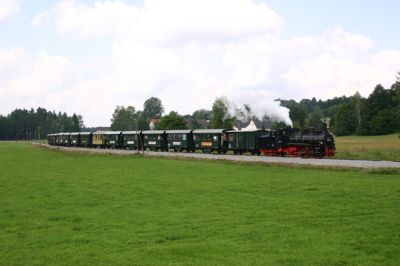 Wir haben Alt-Nagelberg hinter uns gelassen.
Schlüsselwörter: Waldviertel , 399