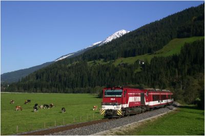 Ausfahrt aus der Haltestelle Sulzbachtäler
