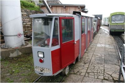 Steuerwagen der "Personalgarnitur"
