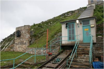 Maschinenhaus am Ende der Standseilbahn auf 2.236m Seehöhe bei km 3,65
