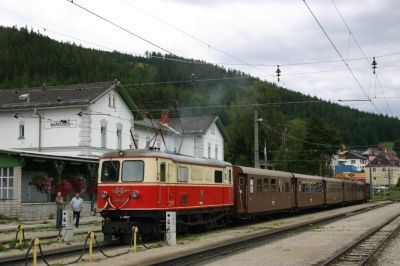 Schlüsselwörter: 1099 , 02 , mariazell