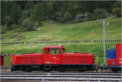 Gm 4/4 - 70 der MGB im Bahnhof Oberwald vor dem Tunnelrettungszug für den Furka Basistunnel
Schlüsselwörter: Gm , 4/4 , 70 , mgb