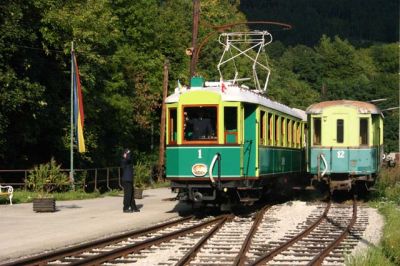 Triebwagen 1 in Payerbach.
Schlüsselwörter: Triebwagen 1 , I , Höllentalbahn , Payerbach