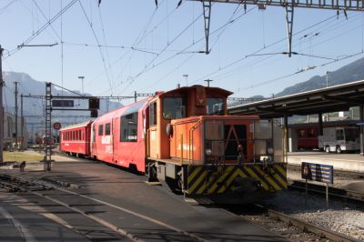 Zwischen 1991 und 1994 wurden von RACO sechs Stück mit den Nummern Tmf 2/2 85 bis 90 beschafft.

Hier rangiert Tmf 2/2 88 in Landquart
Schlüsselwörter: tmf , 2/2 , 22 , 88 