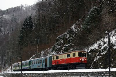 1099.010-9 vor Schwarzenbach/Pielach.
Schlüsselwörter: 1099 , 010