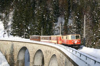 1099.016 mit R 6847 am Saugrabenviadukt.
Schlüsselwörter: 1099 , 016 , Mariazellerbahn , Winter