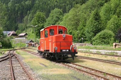 Kaum in Lunz angekommen beginnen wir mit dem Verschub. 
Schlüsselwörter: 2091 , 09 , Lunz am See