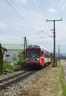 2004 gab es noch regen Betrieb auf der Krumpen, mutmaßlich von eben dieser kommt 5090.005 an diesem Tag, aufgenommen auf Höhe des Einfahrsignales von Ober Grafendorf 
Schlüsselwörter: 5090 , 005 , ober grafendorf , signal