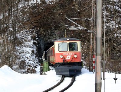 1099.013-3 mit Schneepflug
Schlüsselwörter: 1099 , 013 , Schneepflug