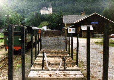 ... noch werden sie gebraucht ...
... die auf der Ybbstalbahn eingestzten Güterwagen
