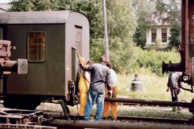 Rollwagenverschub
Wie personalintensiv der Rollwagenbetrieb bei den ÖBB war, zeigt dieses Bild.
Schlüsselwörter: Rollwagen