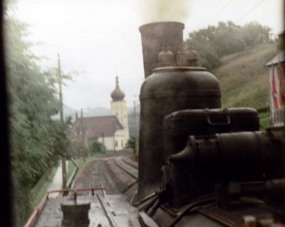 Blick auf Waidhofen
Kurz nach der Ausfahrt aus dem Bahnhof ...
Schlüsselwörter: Yv2 , 598