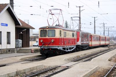 1099.002 Probefahrt am 2006 11 28
Schlüsselwörter: 1099.02,Ober-Grafendorf,Probefahrt