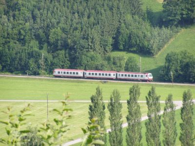 4090 im Sommer
Blick auf die MzB von der Plambacheckerstraße
Schlüsselwörter: 4090 , Mariazellerbahn , MzB , Talstrecke