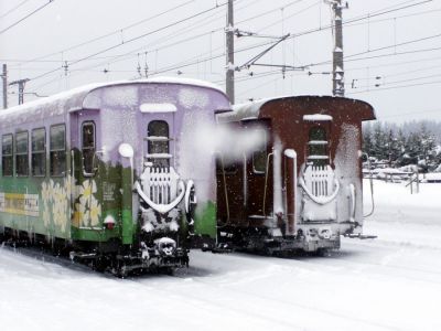 Winterstimmung
ohne Worte.
Schlüsselwörter: MzB , Mariazellerbahn , Bergstrecke , Mariazell , Winter