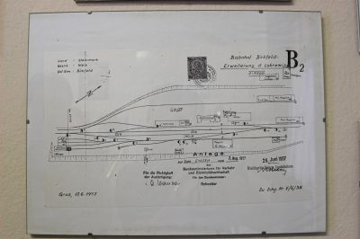 Mit Stempelmarke versehener Plan für eine Erweiterung der Gleisanlagen von Birkfeld im Jahr 1957
Schlüsselwörter: Feistritztalbahn , Birkfeld