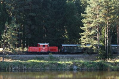 Fotozug mit 2091.09 westlich von Alt Nagelberg.
Schlüsselwörter: Waldviertel , Nordast , 2091 , Alt Nagelberg