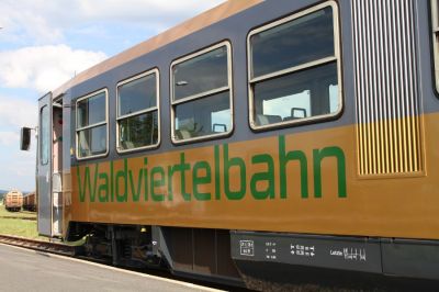 Schriftzug "Waldviertelbahn" am 5090-013 der NÖVOG
Schlüsselwörter: 5090 , Gmünd