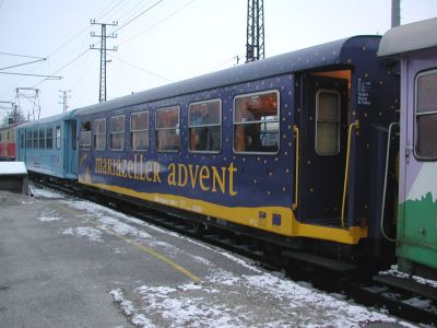 "Mariazeller Advent" im Bahnhof St. Pölten
Schlüsselwörter: Mariazellerbahn , MzB , St. Pölten