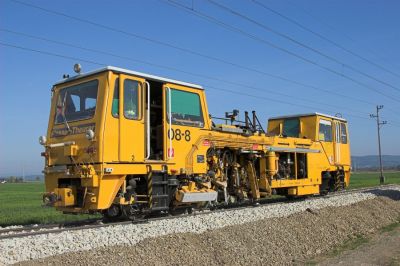 Stopfmaschine Plasser & Theurer Junior 08-8 bei Ober Grafendorf
Schlüsselwörter: Mariazellerbahn , MzB , Gleisbau , Gleisstopfmaschine