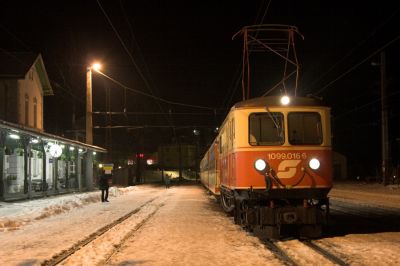 Bahnhof Mariazell im Advent.
Schlüsselwörter: Mariazellerbahn , 1099 , Mariazell